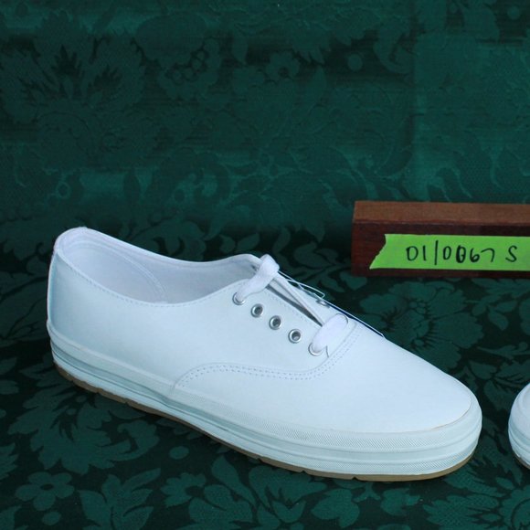 Hanes Shoes Hanes White Leather Sneakersnwt Poshmark